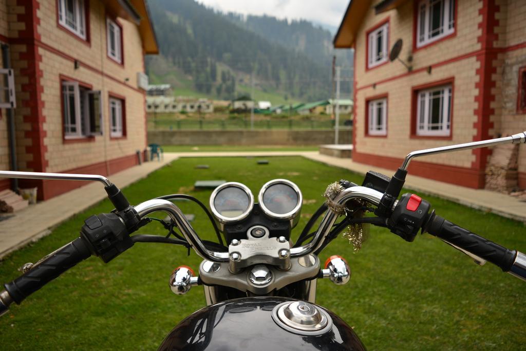 Hotel Barzman Sonāmarg Eksteriør bilde
