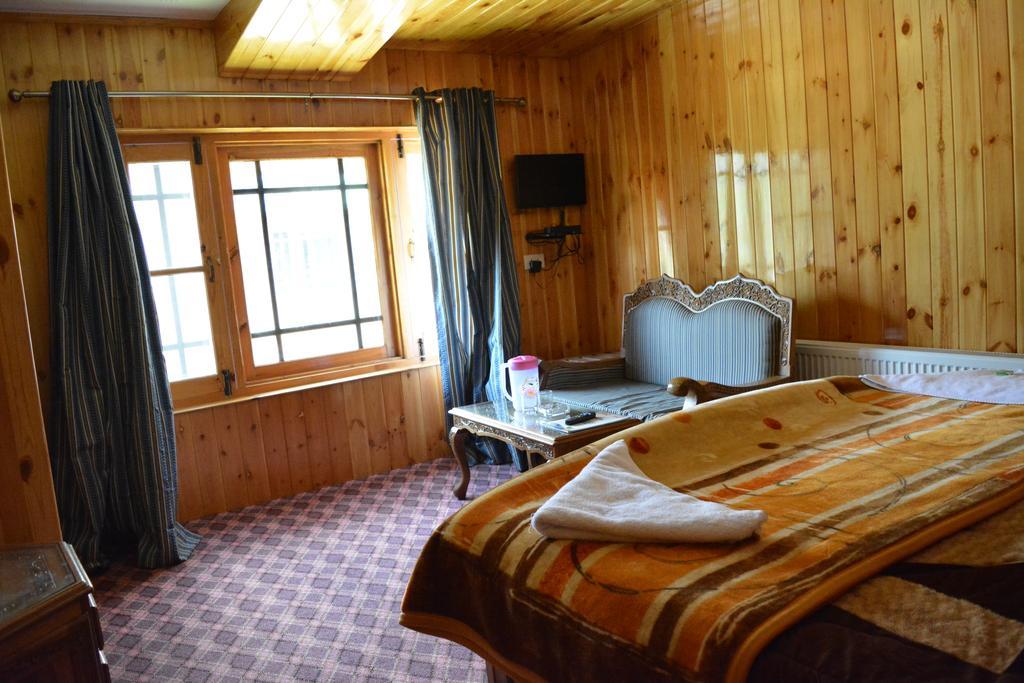 Hotel Barzman Sonāmarg Eksteriør bilde